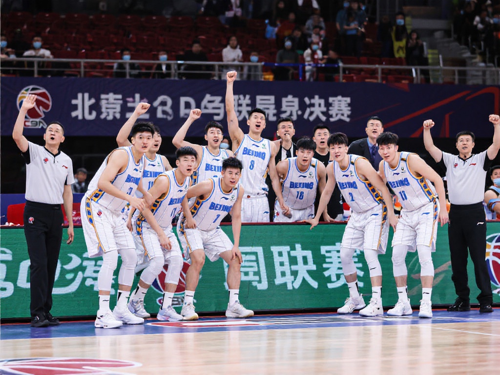 尤其是在面 尤其是在面