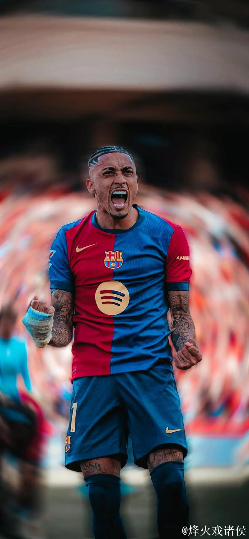 拉菲尼亚向身边人透露:未助巴萨夺欧冠不考虑离队 拉菲尼亚向身边人透露:未助巴萨夺欧冠不考虑离队